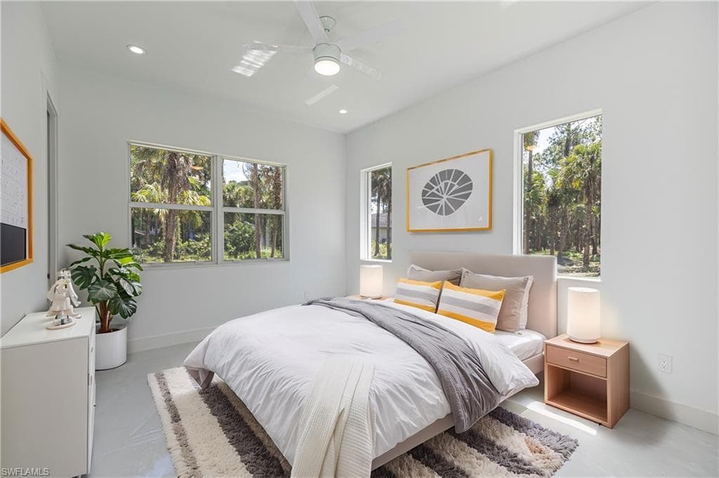 3802 30th Ave SE, Naples, FL 34117-19