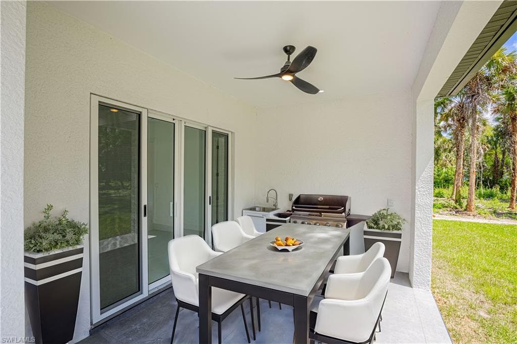 3802 30th Ave SE, Naples, FL 34117-27