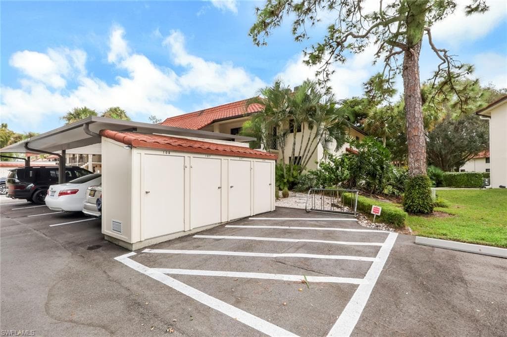 4955 Pepper Cir B208, Naples, FL 34113-24