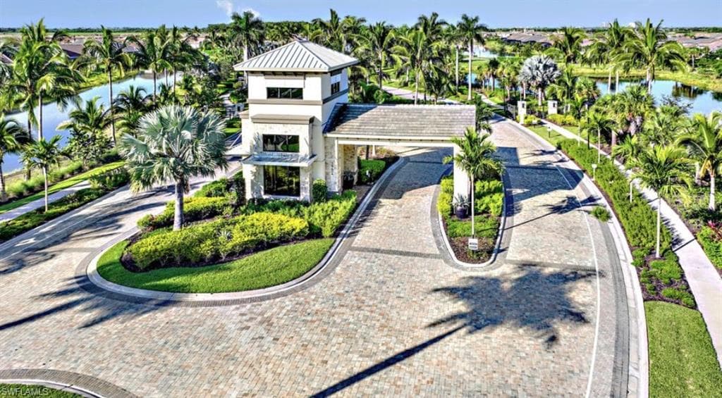 15693 Gavello St, Naples, FL 34114-21