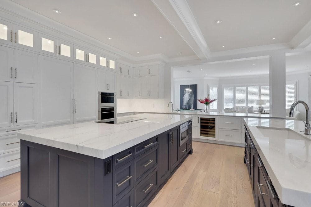 678 Katemore Ln, Naples, FL 34108-10