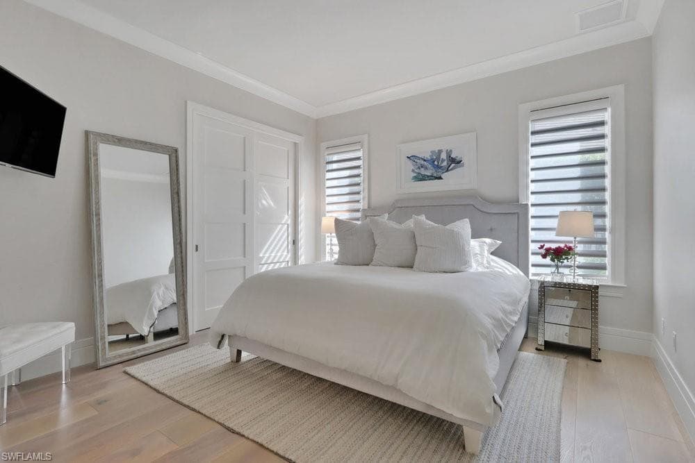 678 Katemore Ln, Naples, FL 34108-33