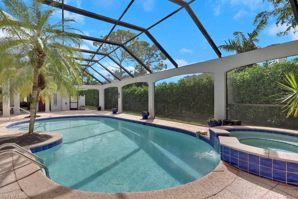 678 Katemore Ln, Naples, FL 34108-45