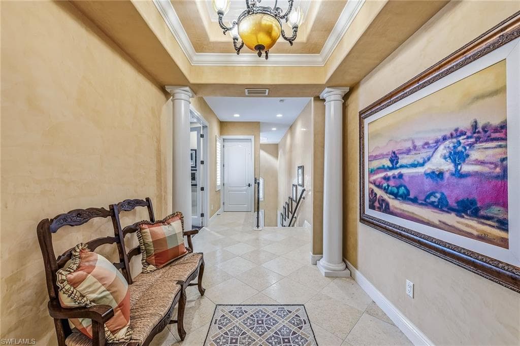 537 Avellino Isles Cir 201, Naples, FL 34119-3