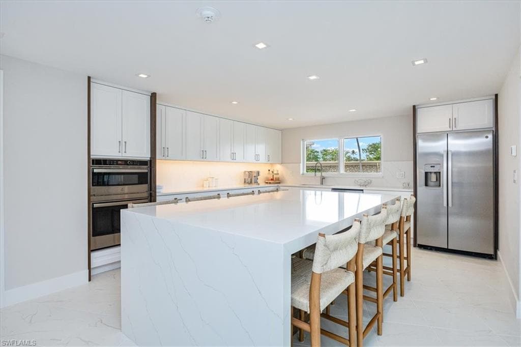 3410 Gulf Shore Blvd N 302, Naples, FL 34103-17