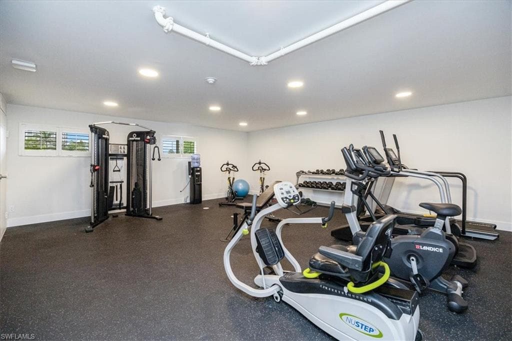 3410 Gulf Shore Blvd N 302, Naples, FL 34103-21