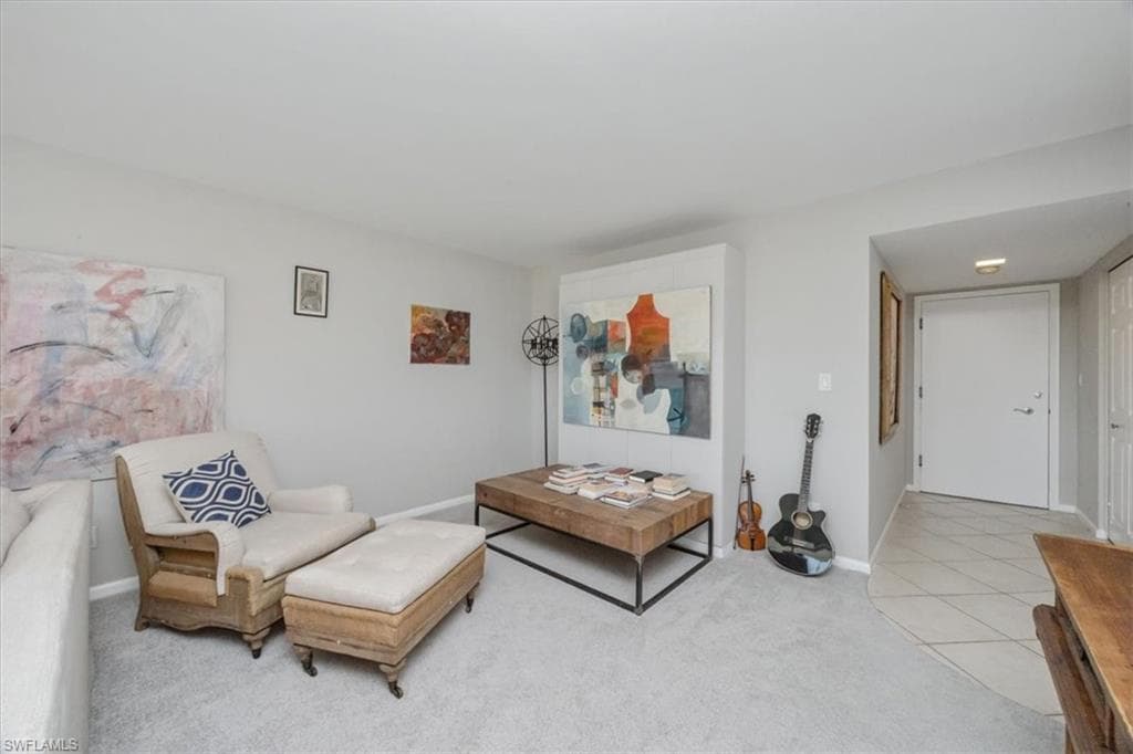 3410 Gulf Shore Blvd N 302, Naples, FL 34103-2