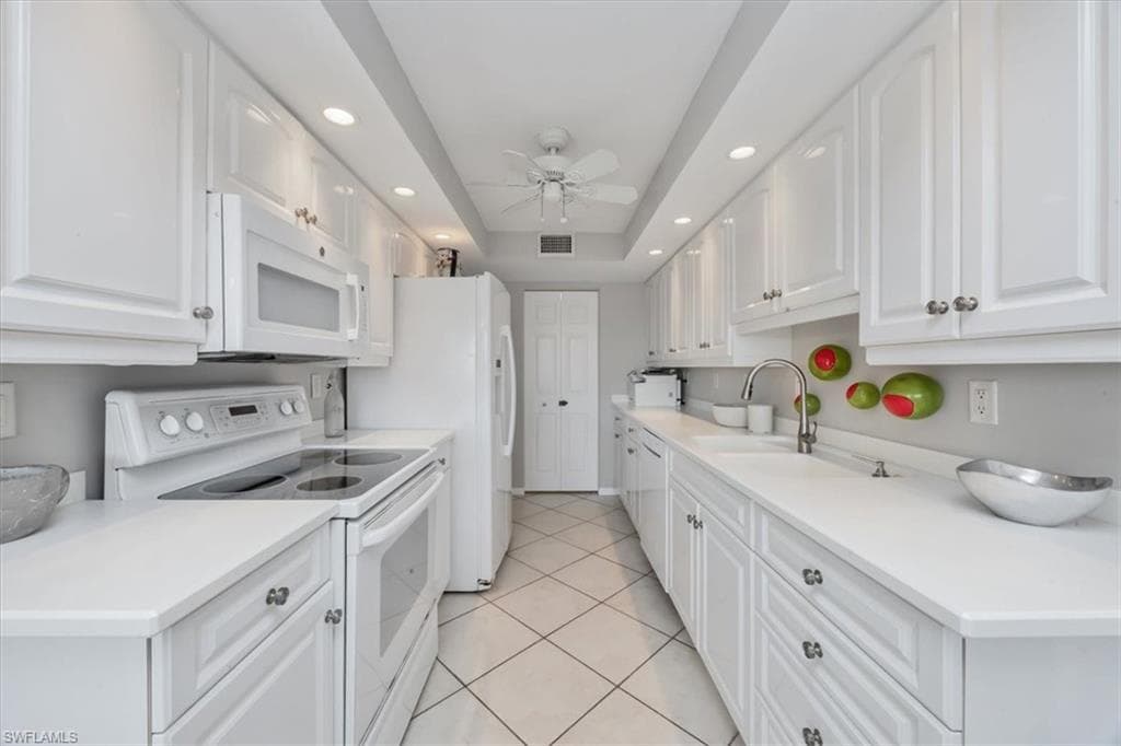 3410 Gulf Shore Blvd N 302, Naples, FL 34103-7