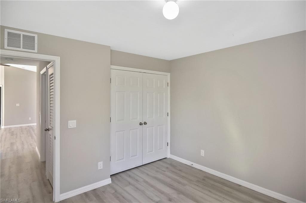 902 Lytle St E, Lehigh Acres, FL 33974-10