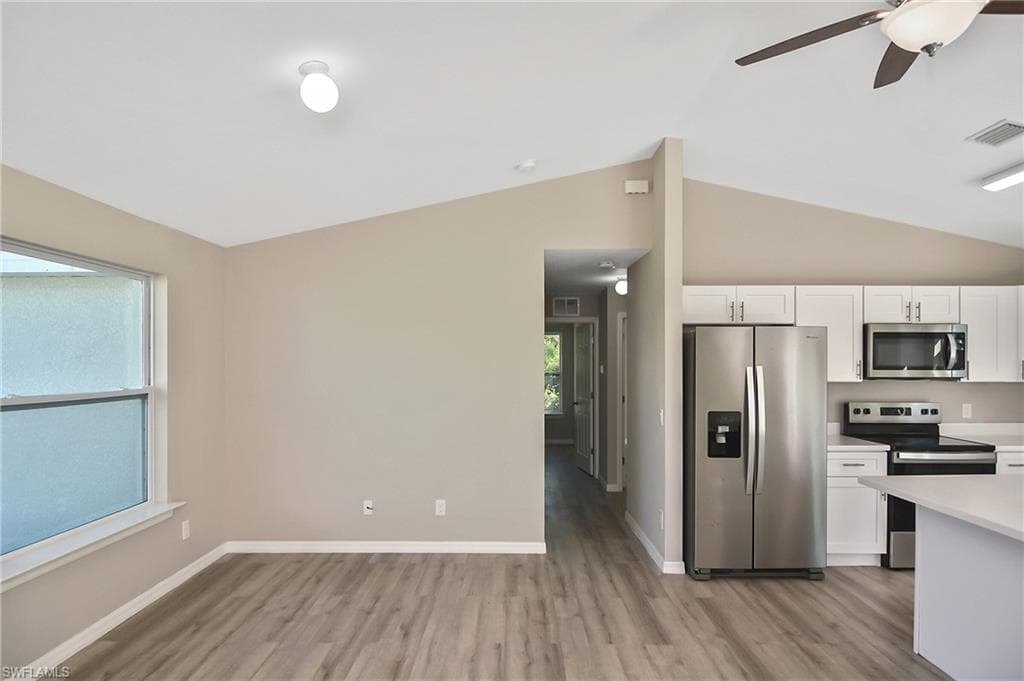 902 Lytle St E, Lehigh Acres, FL 33974-6