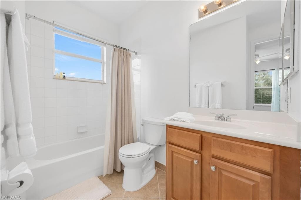 6514 Marbella Dr, Naples, FL 34105-21