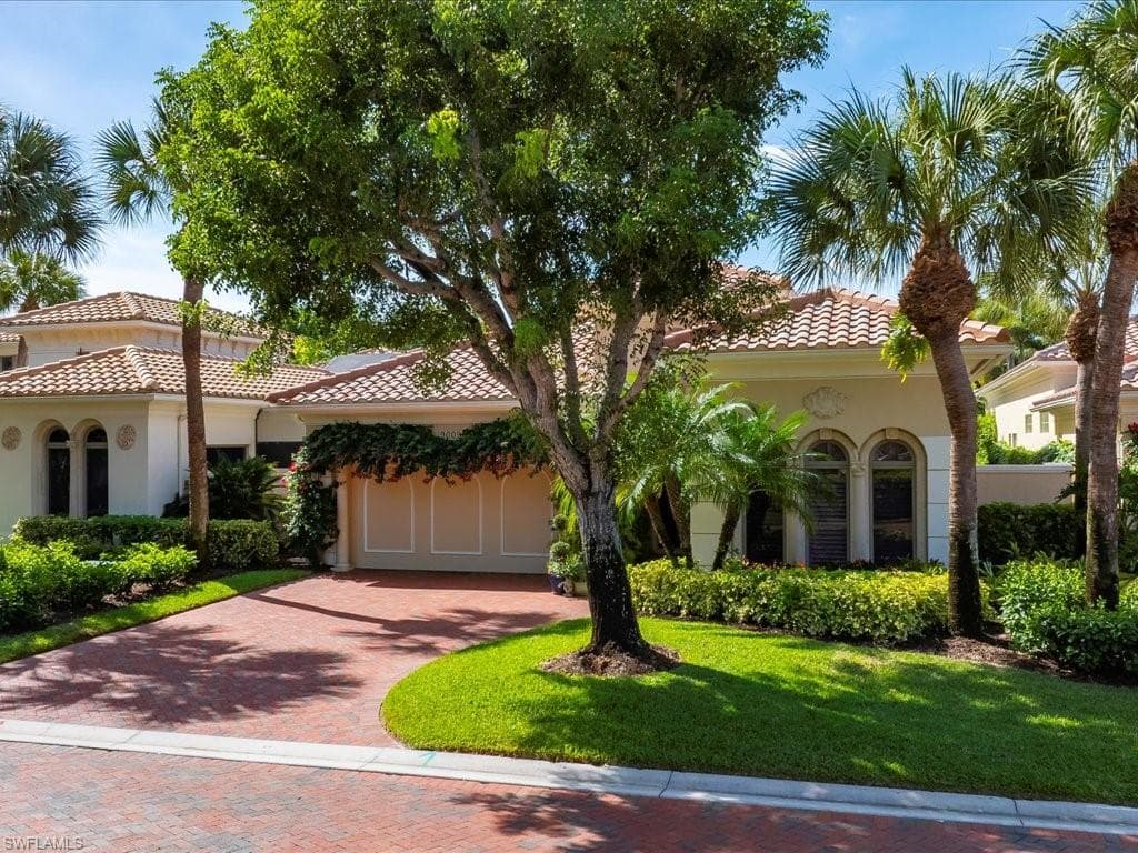 9009 Terranova Dr, Naples, FL 34109-14