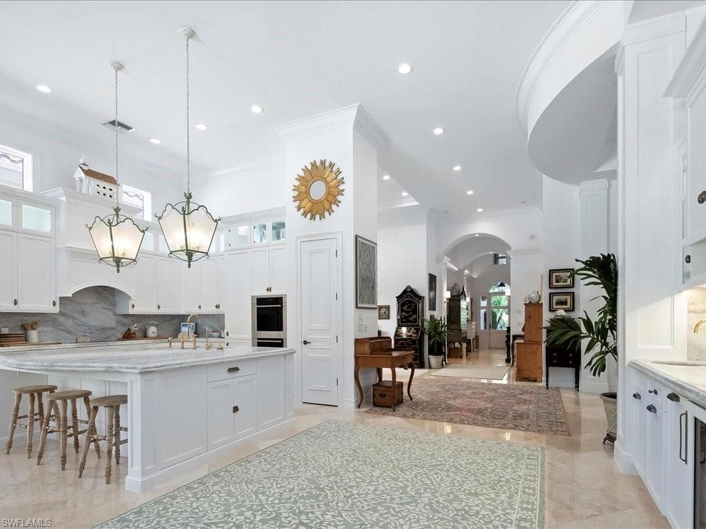 9009 Terranova Dr, Naples, FL 34109-21