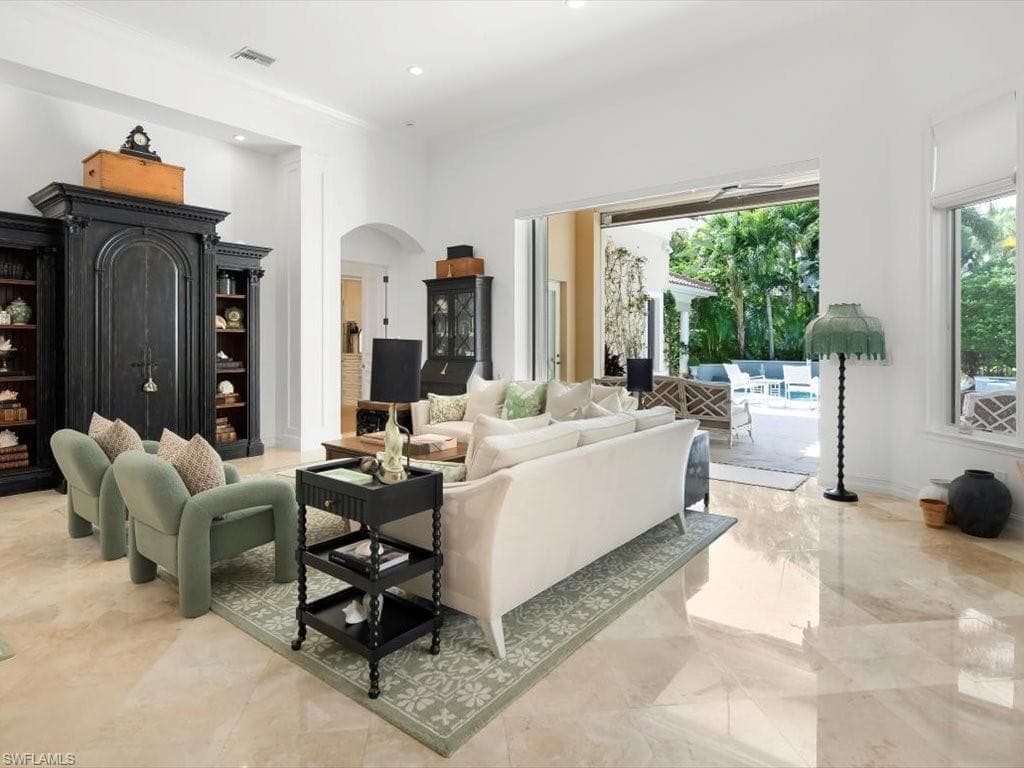 9009 Terranova Dr, Naples, FL 34109-26