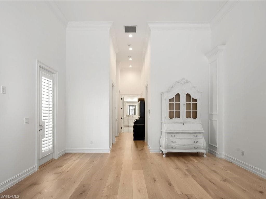 9009 Terranova Dr, Naples, FL 34109-30