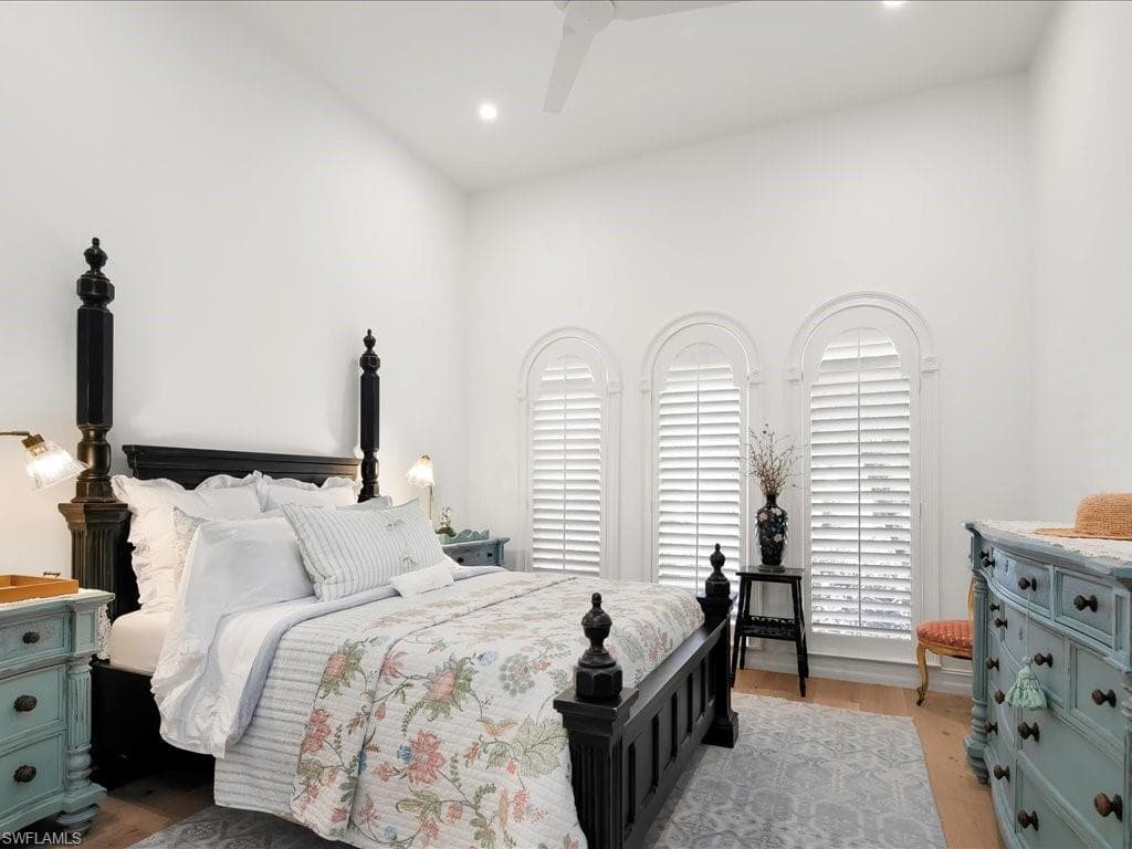 9009 Terranova Dr, Naples, FL 34109-36