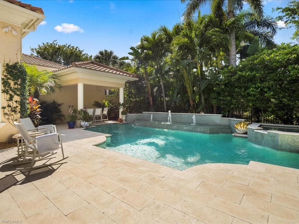9009 Terranova Dr, Naples, FL 34109-41