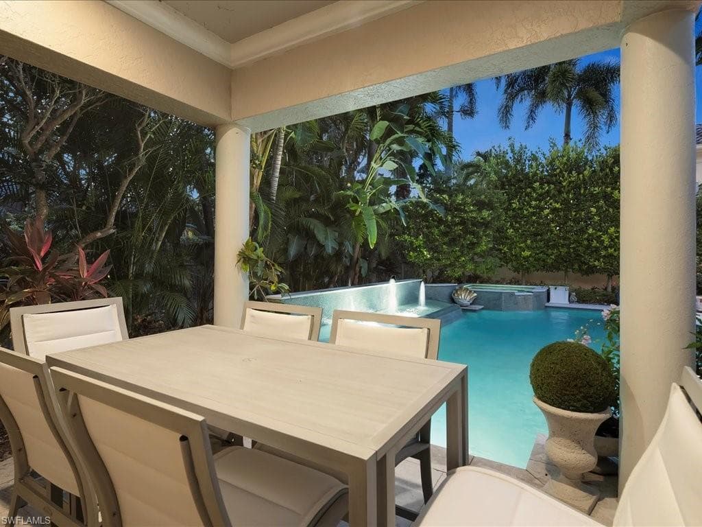 9009 Terranova Dr, Naples, FL 34109-7