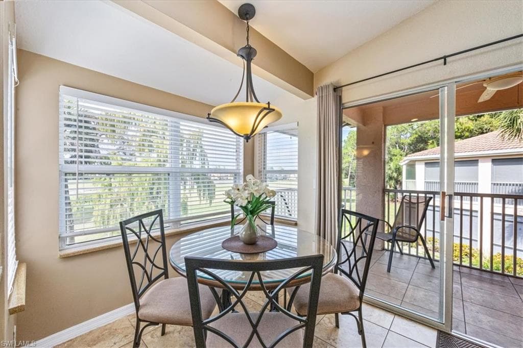 940 Woodshire Ln M1, Naples, FL 34105-14