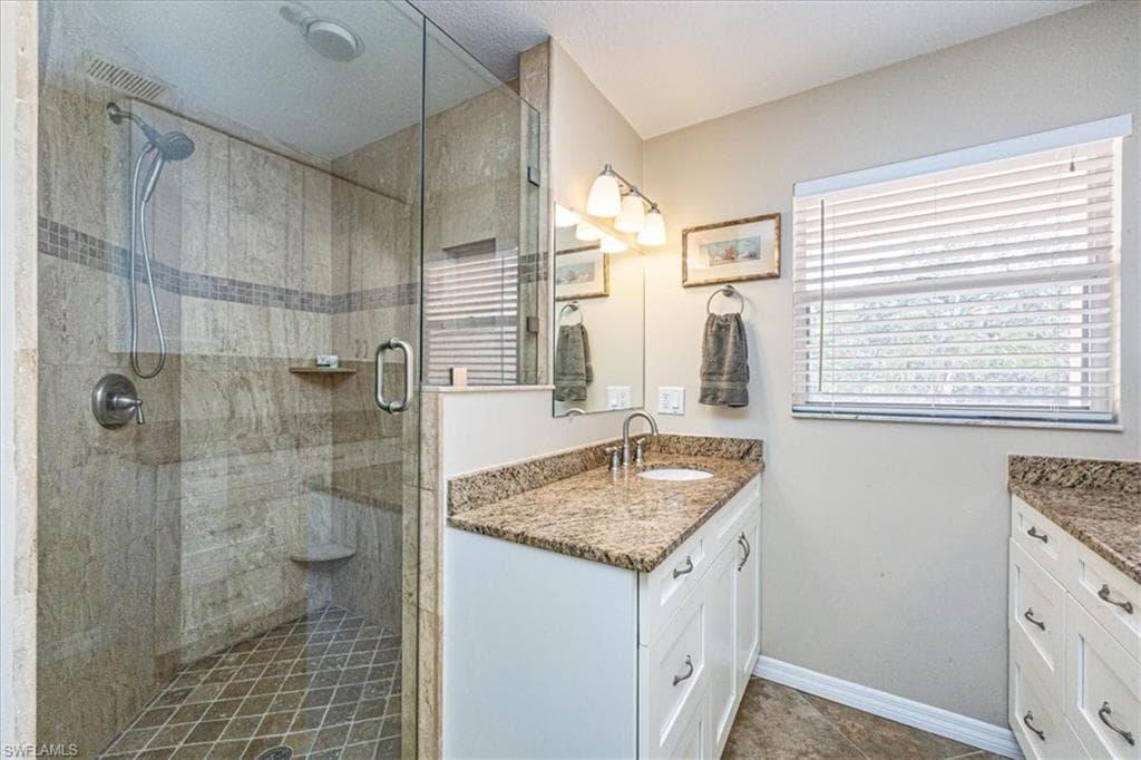 940 Woodshire Ln M1, Naples, FL 34105-21