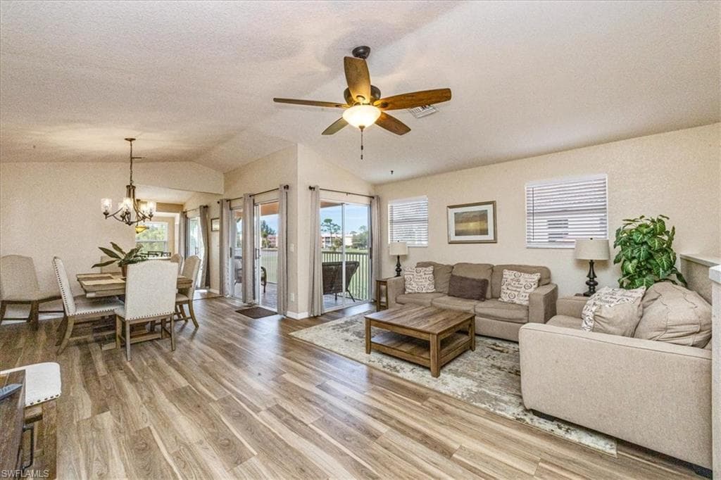 940 Woodshire Ln M1, Naples, FL 34105-6