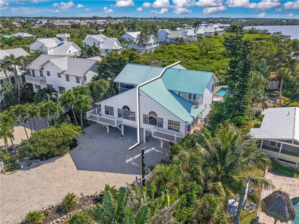 16763 Seagull Bay Ct, Bokeelia, FL 33922-2