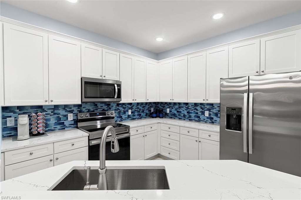 9110 Capistrano St S 8402, Naples, FL 34113-8