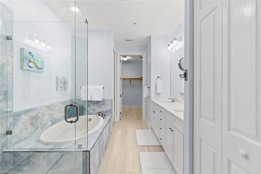 9110 Capistrano St S 8402, Naples, FL 34113-15