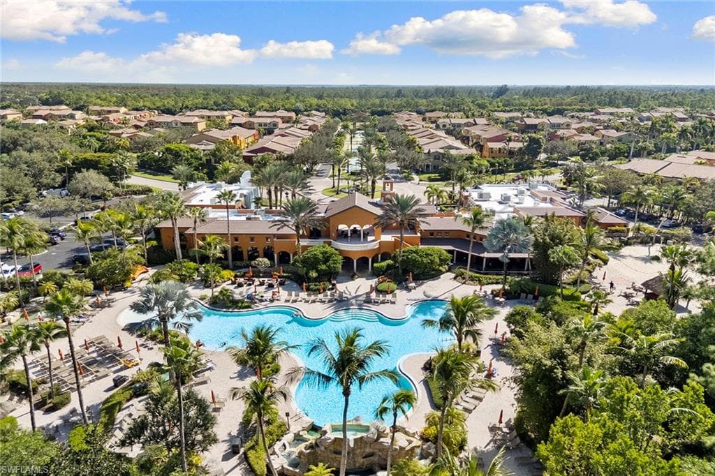 9110 Capistrano St S 8402, Naples, FL 34113-32