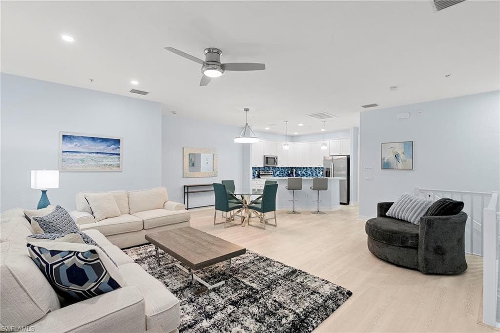 9110 Capistrano St S 8402, Naples, FL 34113-4