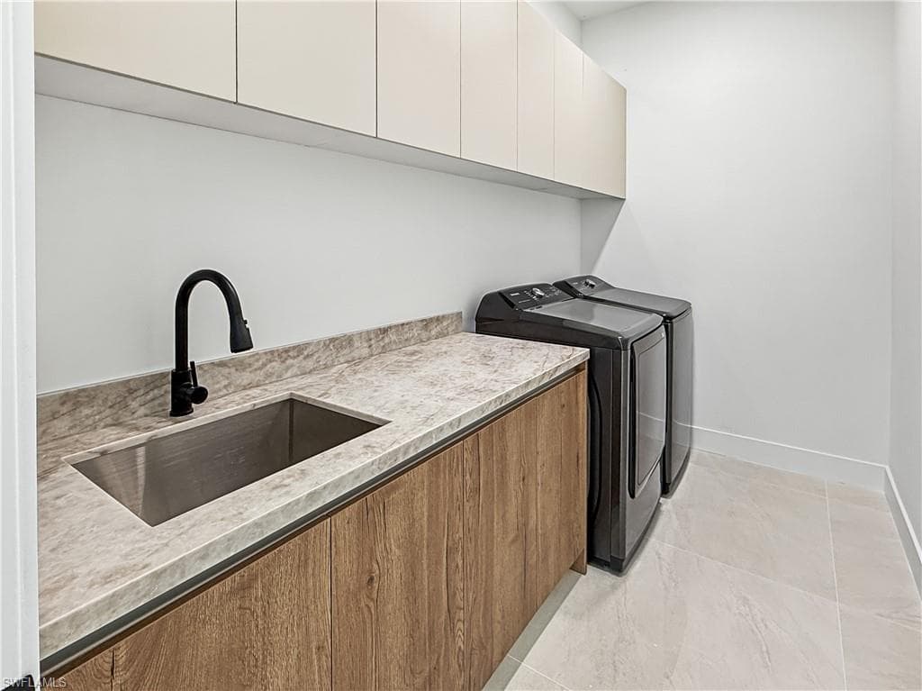 5405 25th Ct, Cape Coral, FL 33914-24