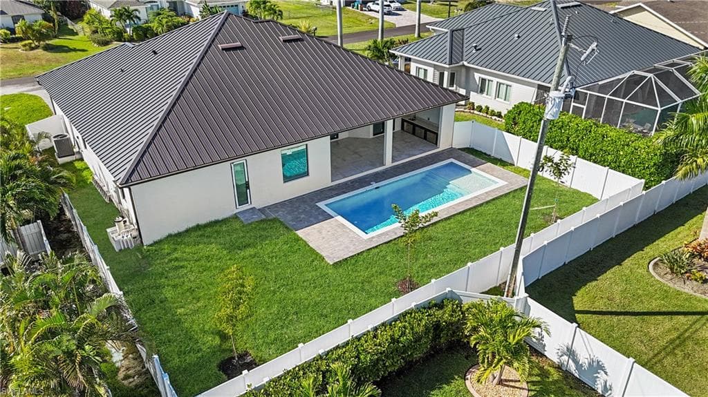 5405 25th Ct, Cape Coral, FL 33914-33