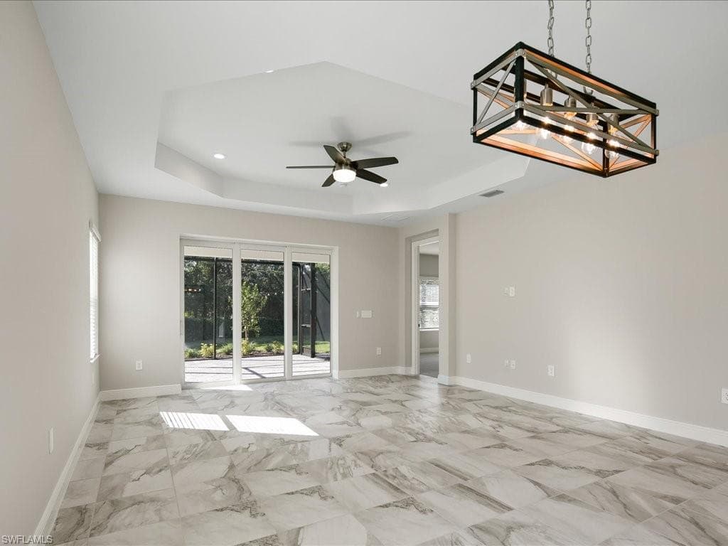 2385 Ariane Dr, Naples, FL 34112-10