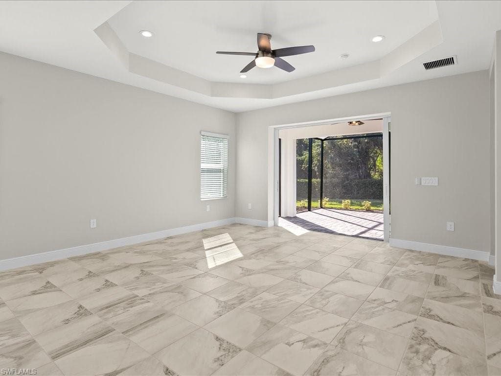 2385 Ariane Dr, Naples, FL 34112-12