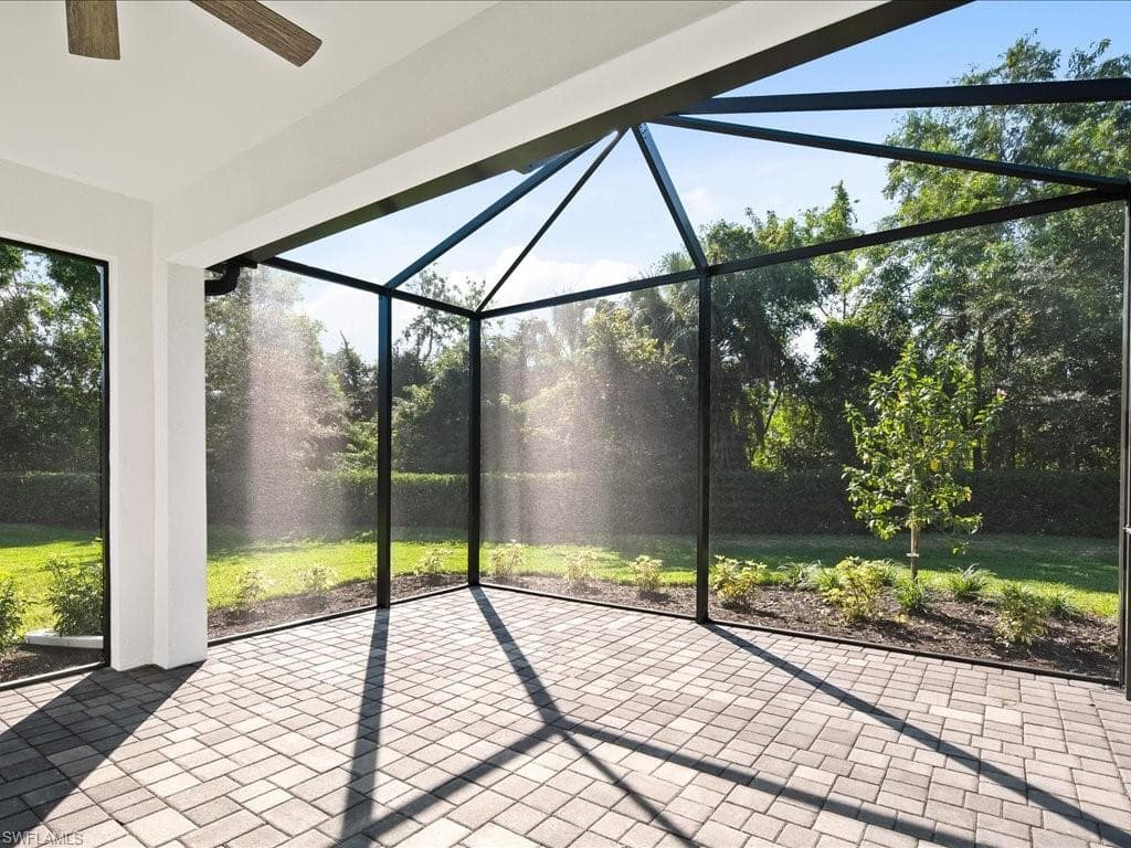 2385 Ariane Dr, Naples, FL 34112-14