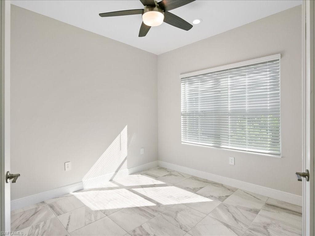 2385 Ariane Dr, Naples, FL 34112-22