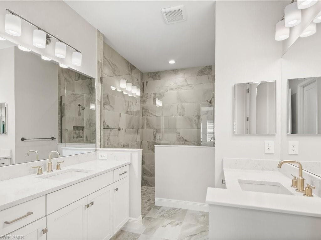 2385 Ariane Dr, Naples, FL 34112-28