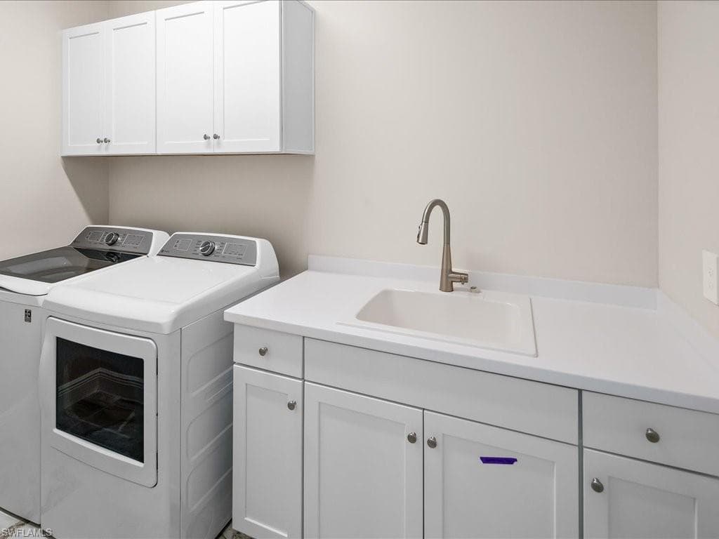 2385 Ariane Dr, Naples, FL 34112-34