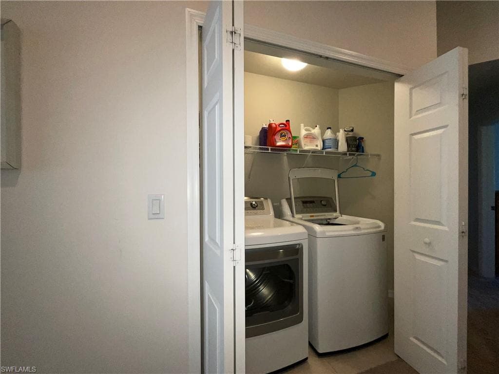 16211 Ravina Way 18, Naples, FL 34110-25