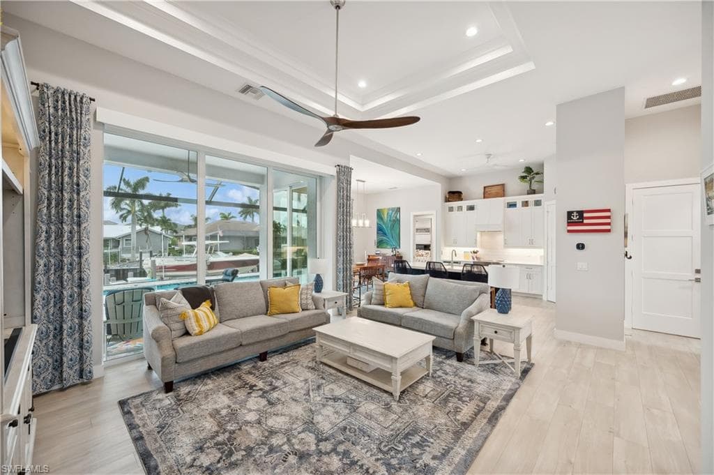 1641 Orleans Ct, Marco Island, FL 34145-3