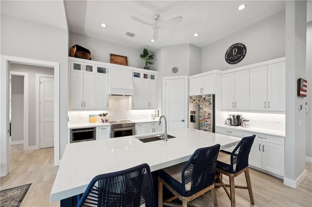 1641 Orleans Ct, Marco Island, FL 34145-5