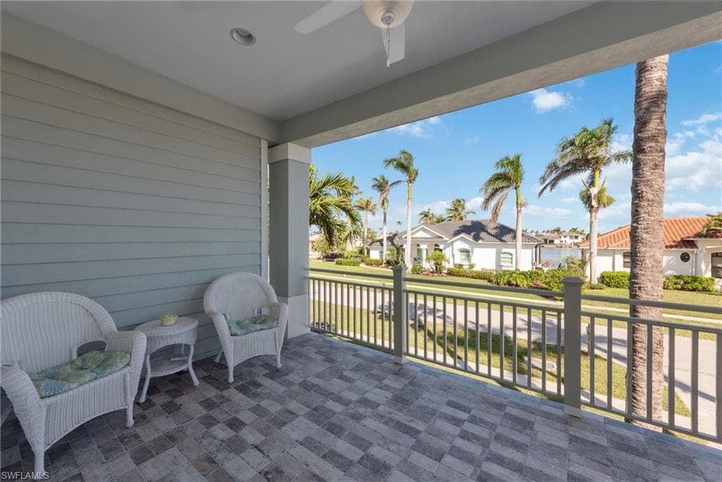 436 Driftwood Ct, Marco Island, FL 34145-10