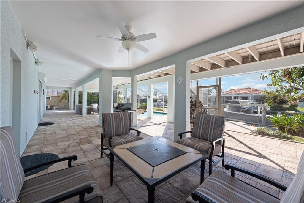 436 Driftwood Ct, Marco Island, FL 34145-25