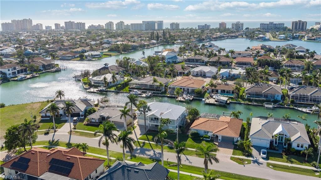 436 Driftwood Ct, Marco Island, FL 34145-35