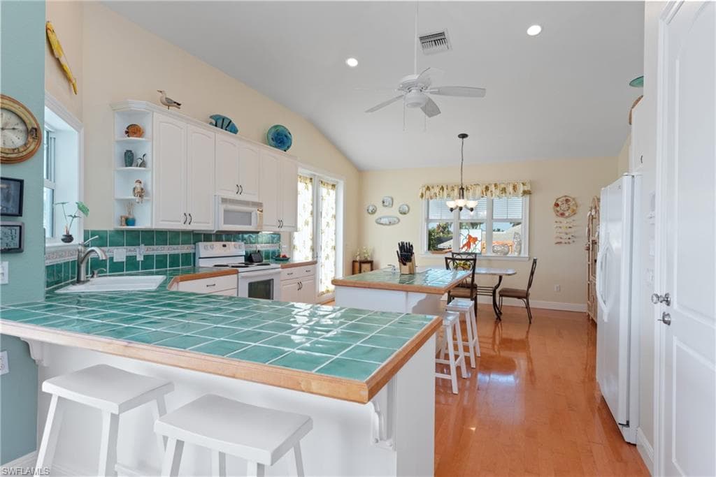 436 Driftwood Ct, Marco Island, FL 34145-6