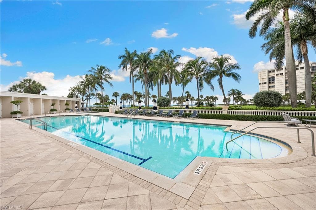 4021 Gulf Shore Blvd N G7, Naples, FL 34103-9