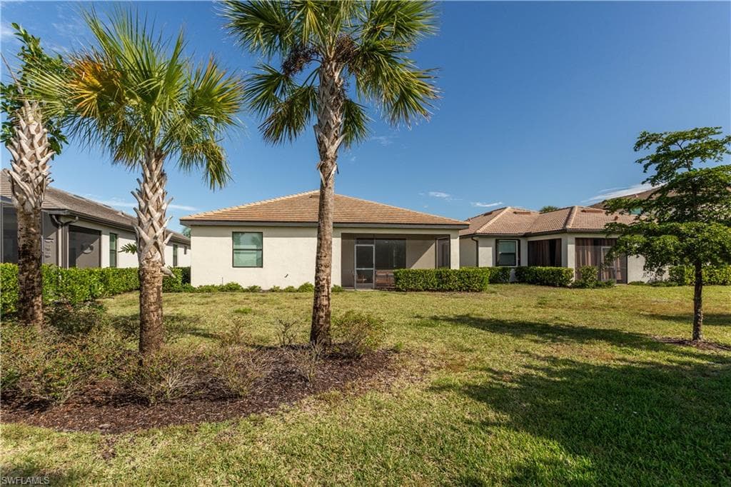 18293 Ridgeline Dr, Estero, FL 33928-19