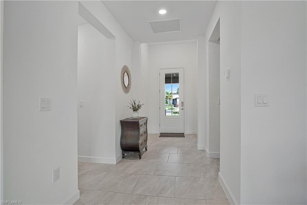 18293 Ridgeline Dr, Estero, FL 33928-24