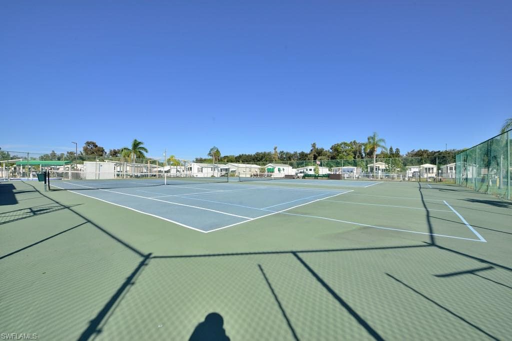 8611 Mullwood Dr, Estero, FL 33928-8