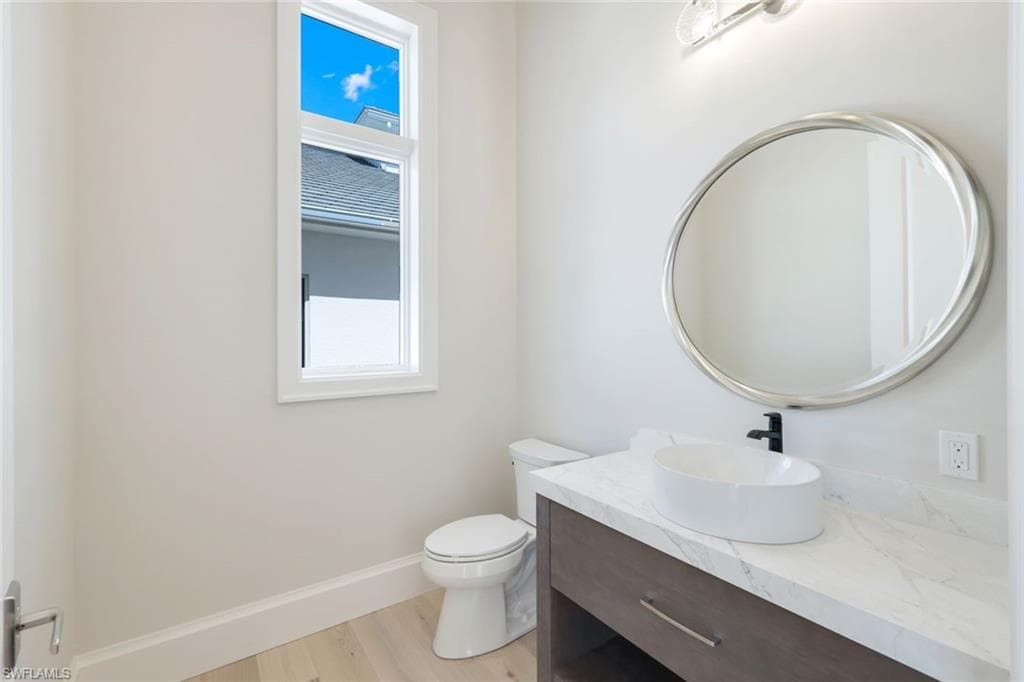 954 Sundrop Ct, Marco Island, FL 34145-31